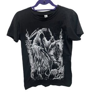 Vampire Freaks Death Reaper tshirt women’s slim fit medium/large